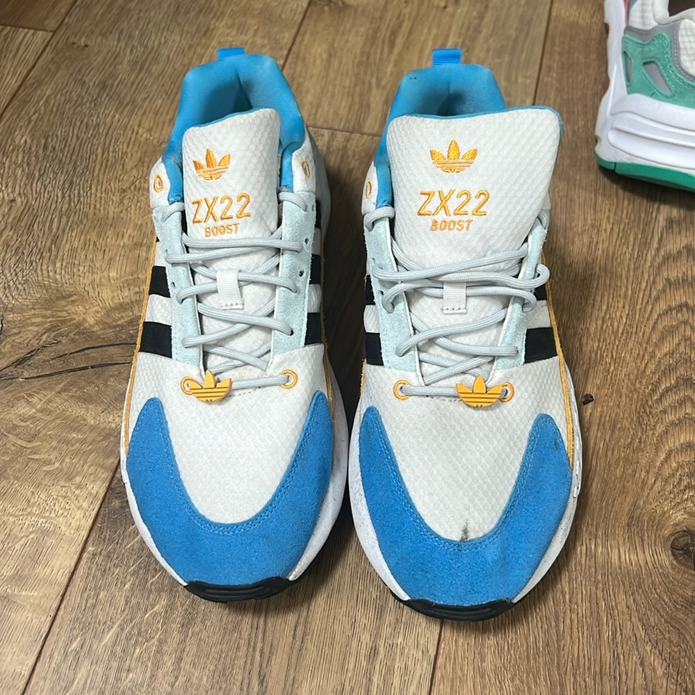 Adidas 10.5